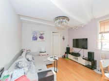 非顶楼电梯好房满五板楼南北通透近医院带有三脚架车位