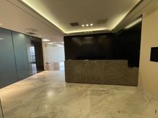 东三环 乐成中心 高区 正对电梯 全新装修带工位 临富力中心