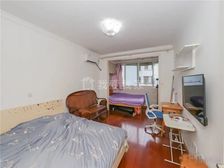 满五税少,近3条轨交,自住精装修全送,看房方便,房价可谈。