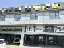 v 朝阳大黄庄精装修汽车服务店转让21791