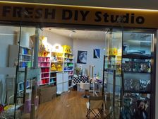 东大桥国贸CBD商场电梯口旺铺招租服装二奢手工纹绣美甲美睫