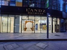 CBD国贸一层临街正对新城国际超大展示面招租餐饮展厅医疗