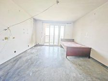 地铁口三房(房东再次降价)定金可谈交房!赶走租客以方便看房,
