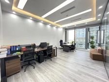 UCC写字楼115平 户型很好 家私齐全 直接可办公 省事