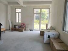 保利铃兰公馆(别墅) 花园超大 楼龄新 近地铁 联排别墅