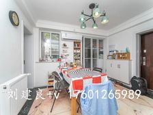 本人实拍+颜值好房+精装修+拎包入住+全明设计+格局反正