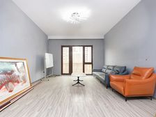 亦庄枫丹壹号 叠拼别墅 4室2厅3卫 南北通透 豪华装修