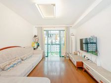 在寂静中品味,在喧闹中生活,此房安闲舒适,是您的选择!