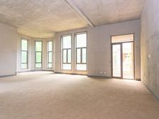 新上!联排大端户!带八角窗转角花园!自带电梯井,朝南通透!