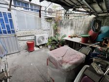 一楼双天井 采光好 价钱可以谈 全明户型 接受置换 !