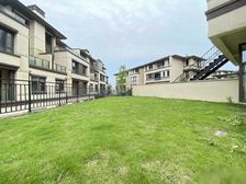 融创金开融府三期联排大端头,双层花园300平 三车位