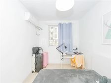 房子已空关,一梯两户二楼,金杨路入口位置,看房联系宗修远!