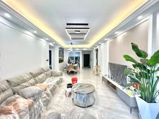 未住人全新装修80万!房东因工作调动 低于市场价出售!全送。