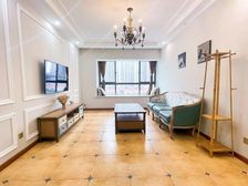 四期精装两房推荐 2 欧美装修风 业主亏本15万出售