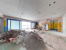 壹号半岛 视野开阔 基装完成 5房3卫 坐北朝南 急售