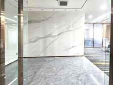 国贸核心区 银泰中心 定制装修 稀缺户型 双线地铁 交通便利