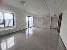 万象府 127平4居 南北向精装修 安静不临街