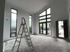 维拉联排边套 正南 4室3厅 小区环境优美 近地铁毛坯房