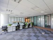 东四环朝阳路 慈云寺远洋国际中心新出精装面积出租 正对电梯