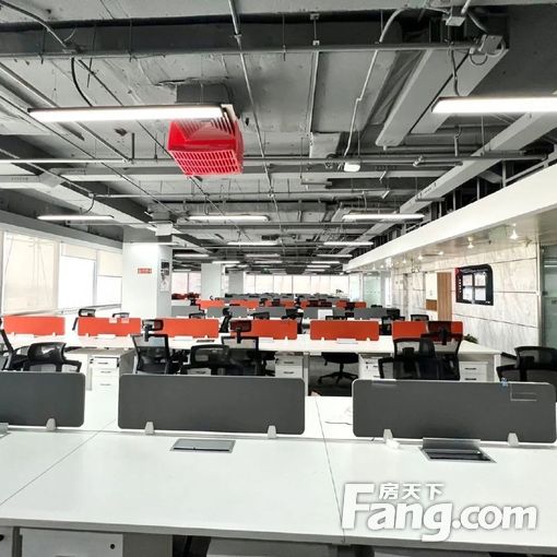 清华同方 半层出租 视野超好 精装修 地铁 观西山