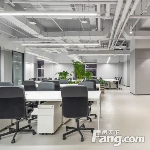 签约好礼 五道口 清华同方800平 精装 家具 随时用