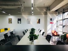 中坤大厦物业直租257平遗留精装修正对电梯间