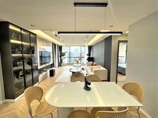 豪赠装修送车位 税费各付 两南两北 全明户型 看房有钥匙