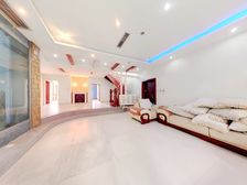 人车分流 电梯别墅上叠带花园 带大车位 草堂正读