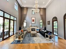 浅水湾独栋大端头 客厅挑高视线开阔 精装修拎包入住 安静朝南