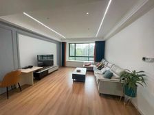 新上精装 楼下就是天钥商业街 刷卡到户 临近411号