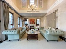 三期临河精装独栋 三开间朝南 包围式大花园 带大阁楼