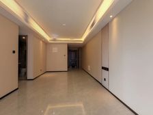 解放大道沿线2023年次新房小区,全新精装修玻璃幕墙/急售