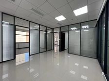 浑南世纪大厦商圈 南向158平 三加一格局 有赠送面积