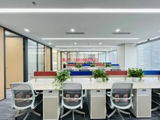 特价!CBD国贸丨世纪财富丨精装400㎡正对电梯丨全套家具