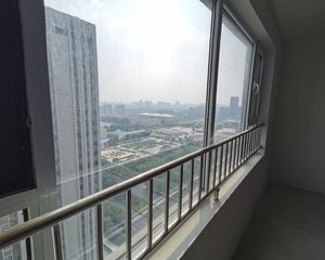 23楼,现房,200平大四居仅售110万,无税紧邻未来实學校