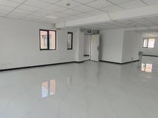 北清路16号线温阳路站翠湖科技园138平精装小面积低价出租