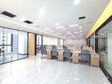 浑南 奥体中心地铁口 甲级写字间 豪华装修 带家具 正对电梯