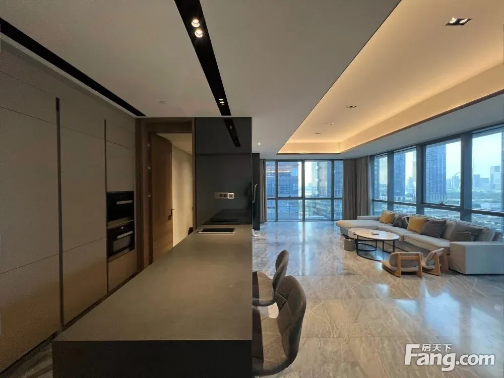 210平 家私电器齐全，配套成熟 爱马仕团队设计 华润悦玺