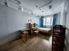 人大地铁口 70年产权 民水民电 有燃气 集中供暖 停车方