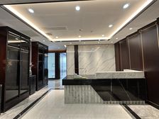 新地中心 高层一线看江 得房率高 价格便宜 随时看房