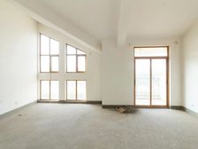 观景贾鲁河,纯毛坯上叠,社区百斯特的一套,随时看