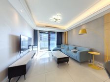 满二年中高楼层 东芝中-央空调+科威地暖+兰舍的新风。