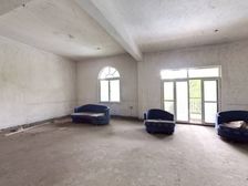 高品质小区 御都花园别墅 5室2厅 清水 上叠 带车位