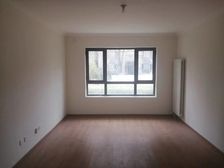 工抵房 使用228平方精装一层跃层,290万可谈