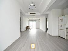 世纪之春花园 满五 商业配套齐全 近地铁 板楼 精装好房