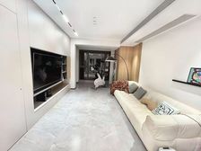 40万婚装!送车位,全屋品牌家具家电,一线湖景房,位置没得挑