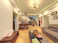 带阁楼露台,精装保养好,满五,诚心售