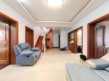 满两年,双南复式户型,采光好,无遮挡,配套成熟