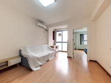 中间楼层大一房,自住精装修,看房方便,业主诚心出售