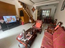 急降100W丨前排圆顶别墅丨正对小区中心花园丨双地铁在门口丨